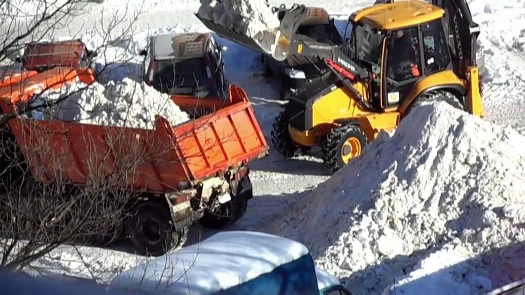 Вывоз снега с погрузкой в Белгороде для организаций и частных лиц в октябре
